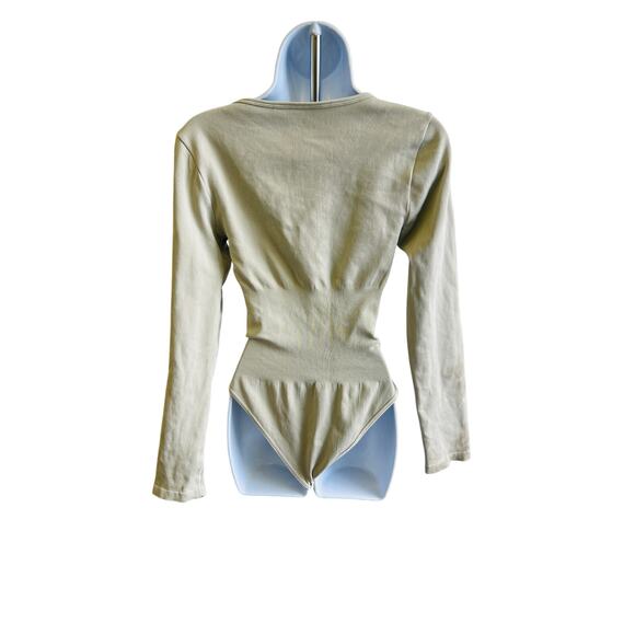 Neutral ribbed snap front long sleeve bodysuit L stretch Y2K basic core - Picture 3 of 4
